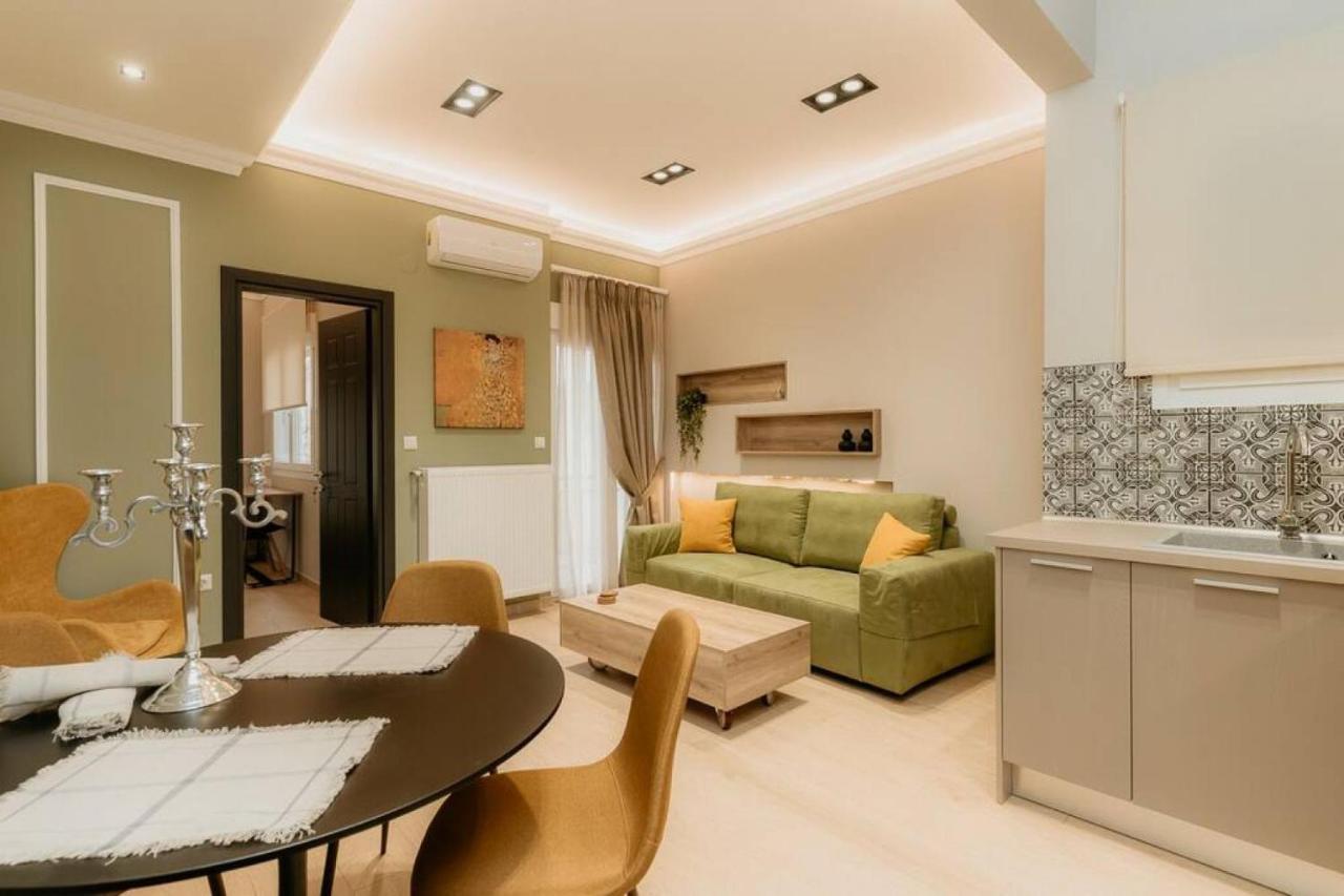 Satus Finem Egnatia'S Luxury Suite Thessaloniki Buitenkant foto